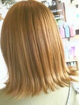 ヘアーサロン プアメリア(Puamelia)&nbsp;結べるボブブリーチ外ハネミディアムカジュアルハニーベージュ