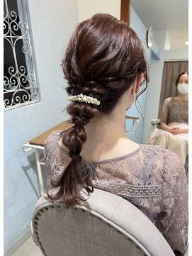 ジョワイユヘアーデザイン(Joyeux) joyeux編み下ろしスタイル【有本のぞみ】