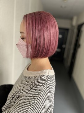 エノルア(enorua) 切りっぱなしボブ ピンクカラー