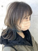 ロンド ヘアー(Rondo. Hair) ミディアムウルフ×インナーネイビー