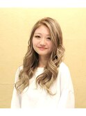 ハイトーンコテ巻きスタイリング