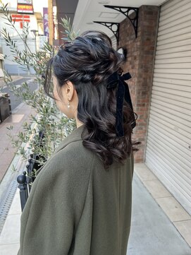 トータルビューティ ジェム バイ ヘアタイム(TOTAL BEAUTY gem by HAIR TIME) お呼ばれヘア ハーフアップアレンジ