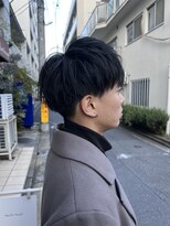 オムファミーユラグ(homme, famille raugh) 動きのある刈り上げマッシュ