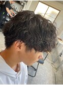 波巻きパーマセンターパートツイストパーマメンズマッシュパーマ