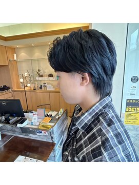 シャンプー ボーイ 宮崎柳丸店(SHAMPOO BOY) ブルーブラック　ブリーチ込み