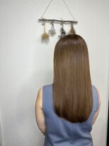 ジウ 上通り(JIU)&nbsp;20代30代小顔ゆるふわセミロングアッシュベージュ