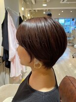 ハピエル ヘアークルー(HAPPYEL hair crew)&nbsp;大人可愛い立体感ショートひし形レイヤーカットモカベージュ