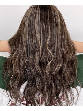 コーム(coom) 【外国人風カラー】コントラストハイライト