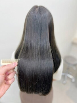 クヴェル バイ アーバン(KVELL by urban.) 【髪質改善/髪質改善トリートメント/中性ストレート/名古屋】