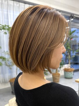 エルヘアメゾン(el. hair maison) 伸ばしかけショートボブ/ヘーゼルベージュ/ボブ/ショートカット