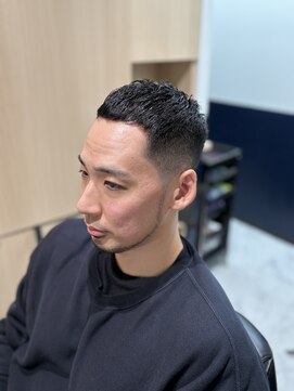 リバティシェアバーバー 銀座(LIBERTY SHARE BARBER) クロップフェードビジネスver.