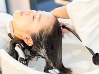 フィアート ヘアドレッシング サロン(Fiato Hairdressing Salon)の写真/【健康な頭皮を取り戻しませんか♪】当店人気NO1★話題のエイジングケア効果抜群“お悩み解消”ヘッドスパ!