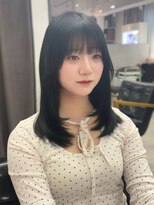 モク(mok)&nbsp;ナチュラルだけど垢抜けたいそんな方におすすめ低めレイヤー★