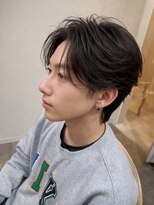 アクシュ(aqush) センターパート フェザーパーマ