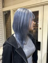 レミー(Remii)&nbsp;【10代20代】顔周りレイヤー/ダブルカラー＆ブリーチ/札幌大通