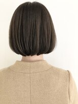 ネイヴィル(navile)&nbsp;ナチュラルシアーベージュ×シンプルボブ