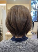 アッシュベージュ/白髪ぼかしハイライト/中村郁未