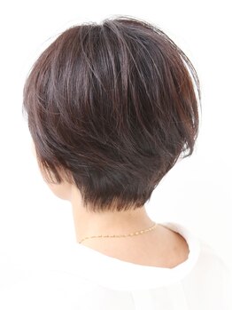 経験値の高い施術でお客様の”なりたい”を叶えます。丁寧なカウンセリングで自分だけのヘアーが見つかる☆