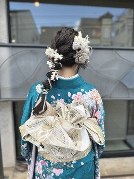 モップアップ(Mop up) 成人式ヘア