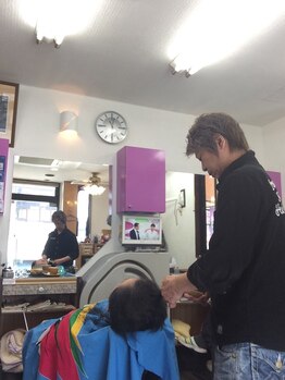 リセット(Re:set)の写真/乾燥しがちな時期のシェービングもお任せ!自分では難しい髭・眉のお手入れもプロの技術で好印象スタイルに!