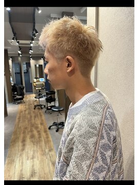 ヘアーザラブズラフズ オーガニカ 北九州(HAIR THE LOVES LAUGHS ORGANICA) メンズハイトーン×ブロンド×ベリーショート
