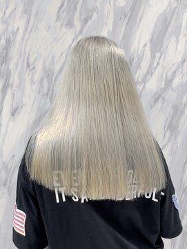 ピリオド 赤坂(Period.) 【Fumiya】ホワイトセレブブロンド×髪質改善