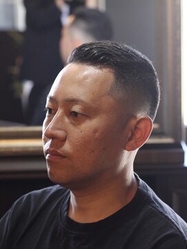 バーバー ネオ ザ クラス(BARBER NEO The Class) フェードスタイル