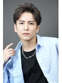 ツーブロック刈り上げ爽やかかきあげ30代男性