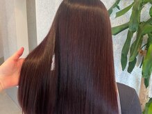 艶やかでナチュラルなスタイルが評判です