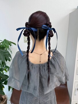 ルーナ(Luna) 個性派×ガーリー カチモリツインヘア