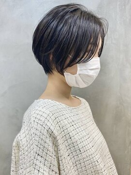エリマ 調布(elima) ショートヘア顔周りレイヤーブリーチダブルカラーショートボブ