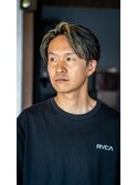 メンズハイライトメッシュセンターパート