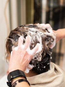 シェーンヘア(schon hair)の写真/《長久手アピタからすぐ♪》頭皮や髪に蓄積されたダメージをケアしながら体もリフレッシュしませんか☆