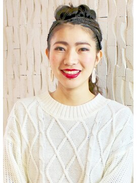 美容室 ロジェ(Roje) コーンロウのアレンジ