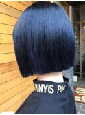 【ぱっつんボブ×ネイビーカラー】