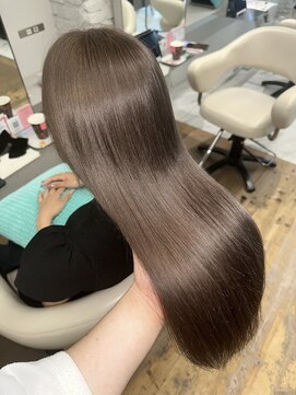 リーホリエ(Lee Horie) 【Gyo】ミルクティー×髪質改善