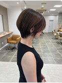 大人っぽい前下がりショート