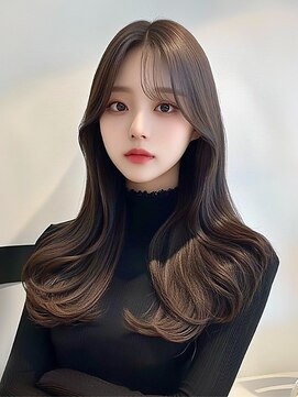 ロイオブジゼル(roi of GiseL) くびれヘア　韓国風巻き　シースルーバング　小顔　艶髪　透明感