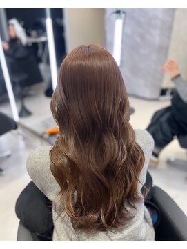 アルドーレフィエロ シンサイバシ(Ardore fiero shinsaibashi) 透明感のあるミルクベージュ☆