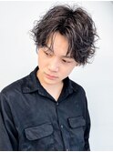 センターパートツーブロックショートマッシュゆるめ波パーマ