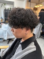 フゥ 宇都宮(FeU) 栃木メンズ波巻きスパイラルパーマシャドウパーマツイストパーマ