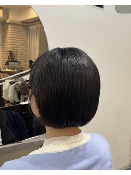 メモリーズ 銀座(Memories) ボブショート似合わせ白髪ぼかし