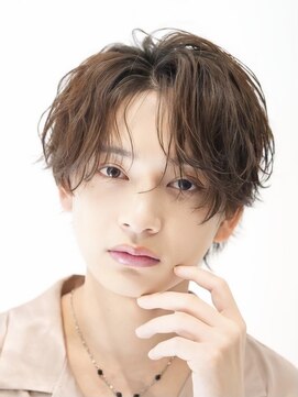 オーシャントーキョー 心斎橋(OCEAN TOKYO WEST) 波巻きパーマツイストスパイラルパーマセンターパートウルフ