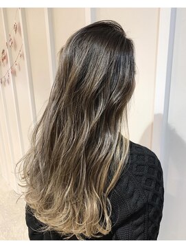 エイクス 津田沼(AQs) ミディアムヘア/暗めカラー/グランマッシュ/千葉