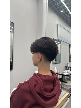 ジュール メンズ 大分(Joule men's) フェザーパーマ/スパイキーショート/テーパーフェード/[大分駅]