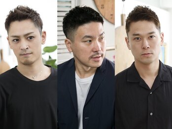 ショウザバーバー(SHOW the Barber)の写真/高級感あふれる店内◆経験豊富なスタイリストがON/OFFキマる扱いやすいスタイルを実現。[新宿駅/理容室]