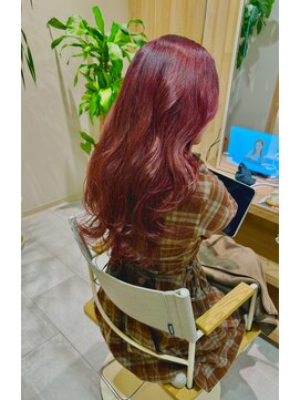 ワインレッド/暖色カラー/赤髪/ロング/チェリーレッド