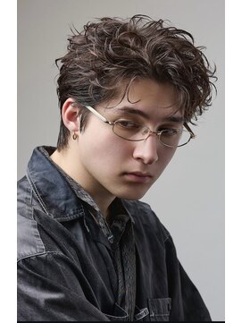 アストラ(ASTRA) MEN’S HAIR/波巻きツイストスパイラル/リバースセンターパート