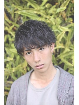 ミニマス(minimus) 無造作マッシュ