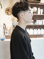 ウィム(wim)&nbsp;『短めセンターパート』ルーズパーマ/メンズパーマ